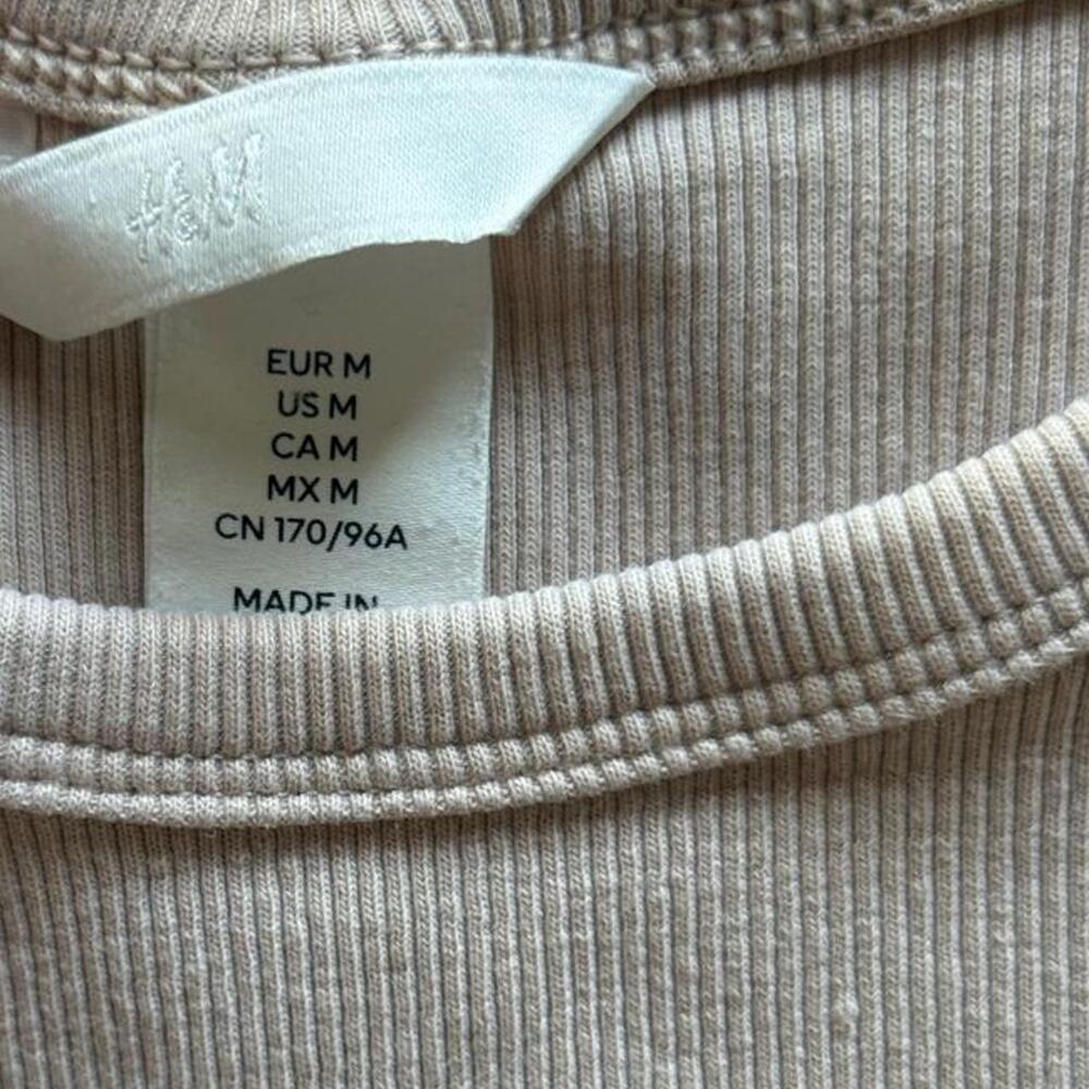 H&M Tank Top - Picture 2 of 4